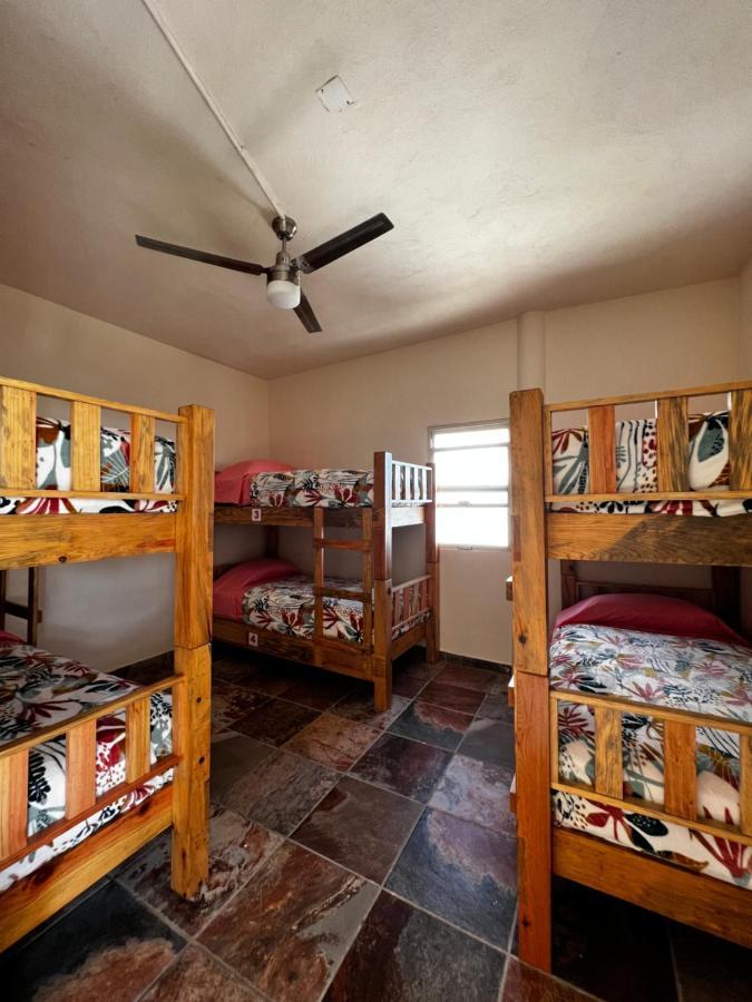Hostal Бусериас Экстерьер фото